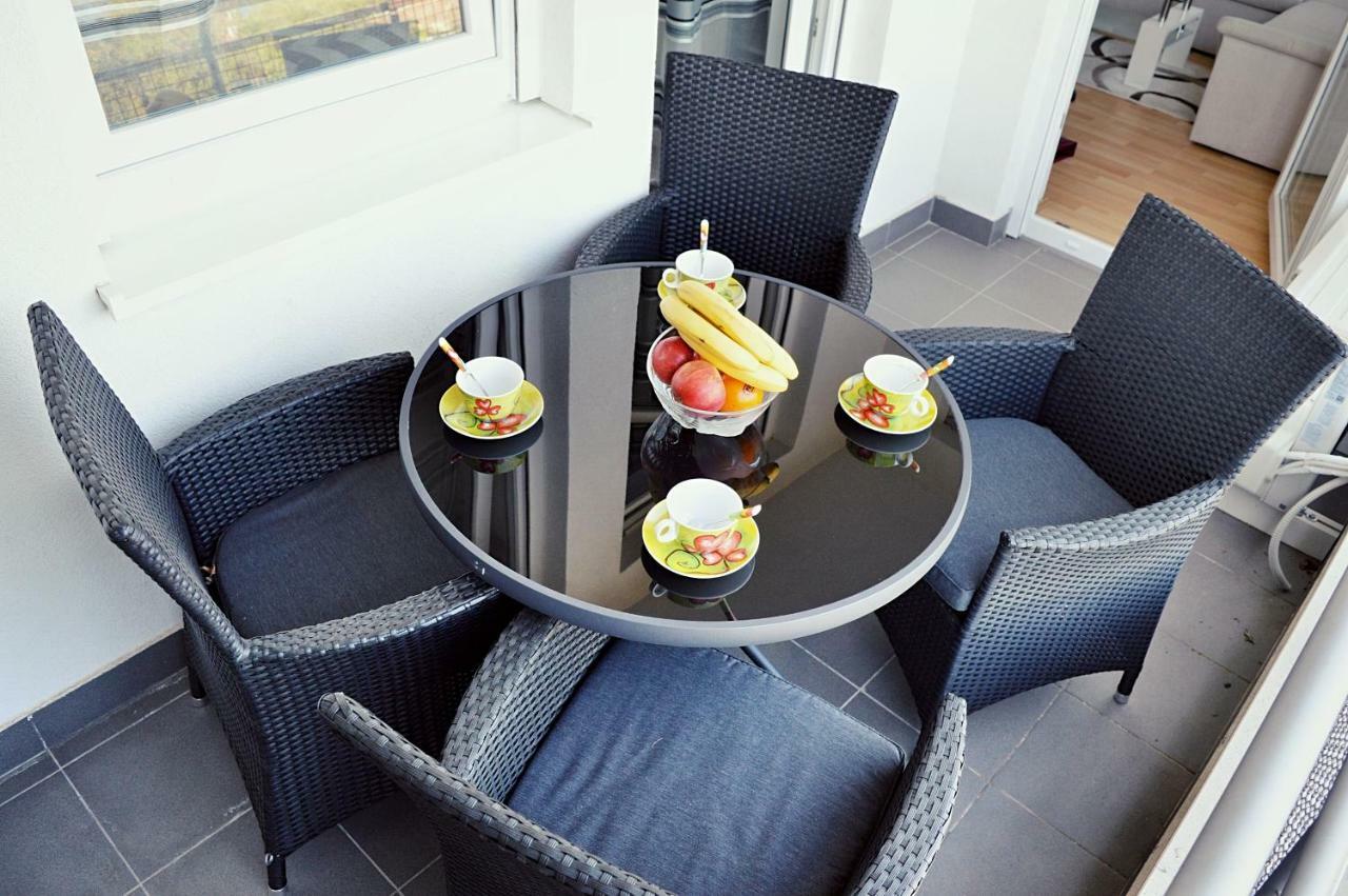 Apartman Andrijana ลอฟราน ภายนอก รูปภาพ